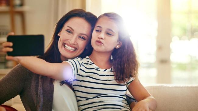 10 Petuah Yang Bisa Bunda Beri Saat Si Anak Gadis Beranjak Remaja