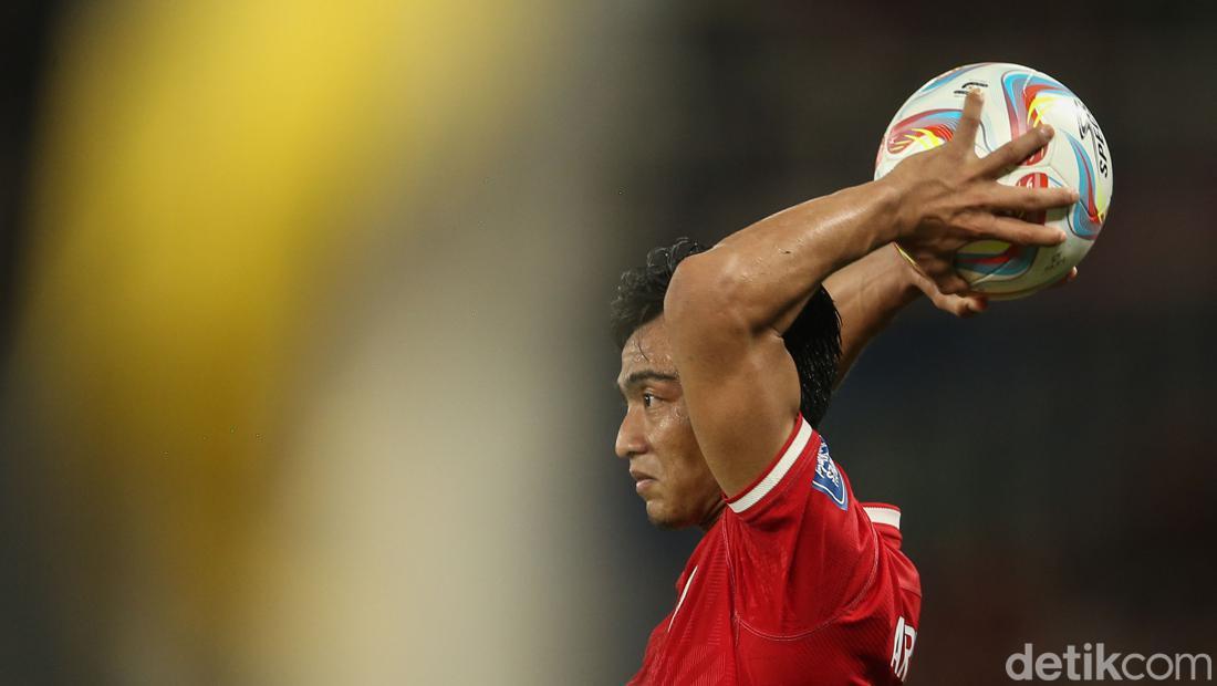Vietnam 3 Kali Jadi Korban Arhan, Troussier Dikritik Tidak Belajar