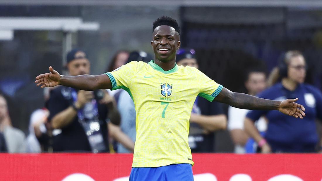Skill Vinicius Seolah Hilang di Timnas Brasil