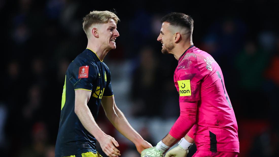 Gordon dan Dubravka dari Kawan Jadi Lawan
