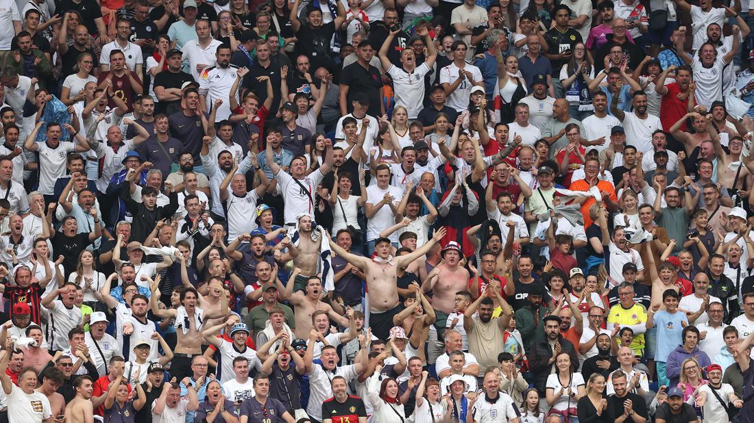 Fans Inggris Berulah, Ejek Tuan Rumah Jerman!