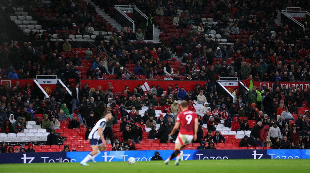 ‘Tak Ada Unggulan saat Spurs Vs Man United’