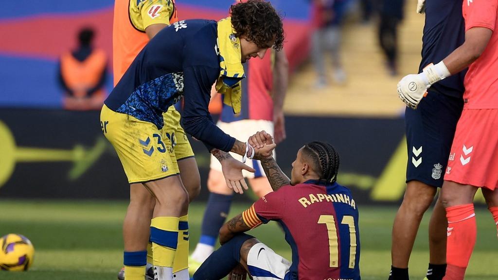 Las Palmas Beri Kado Pahit Ulang Tahun ke-125 Barcelona