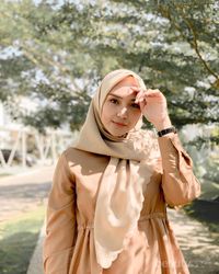 Tips Pilih Hijab Nyaman Ala Youtuber Cantik Ranie Karlina