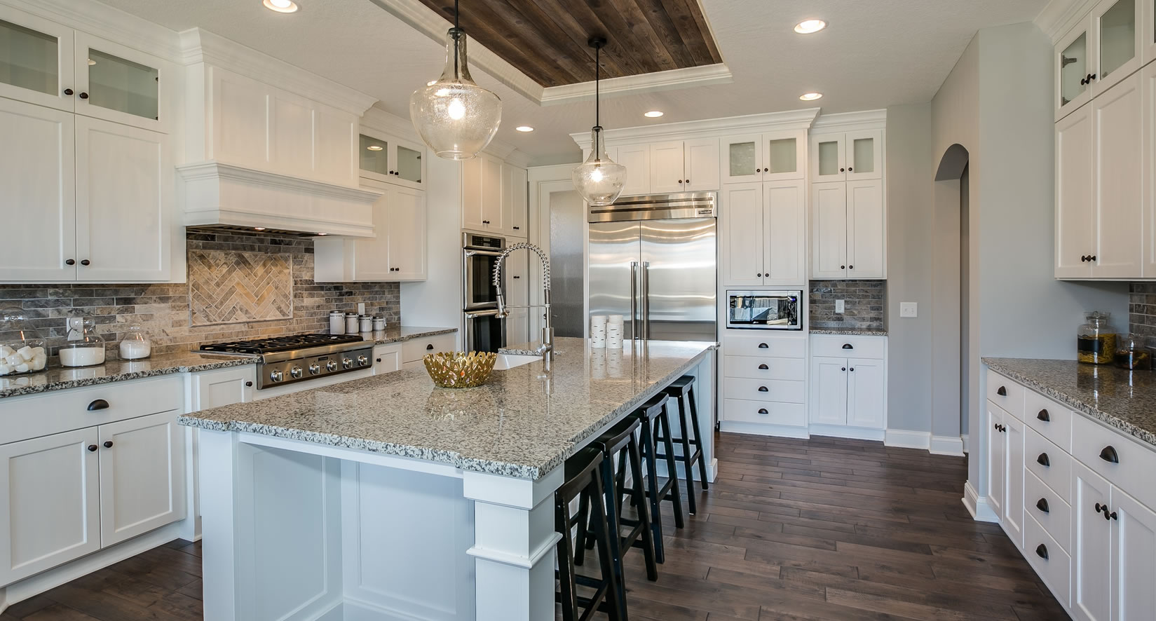 Ordering Custom Kitchen Online / Custom kitchen with