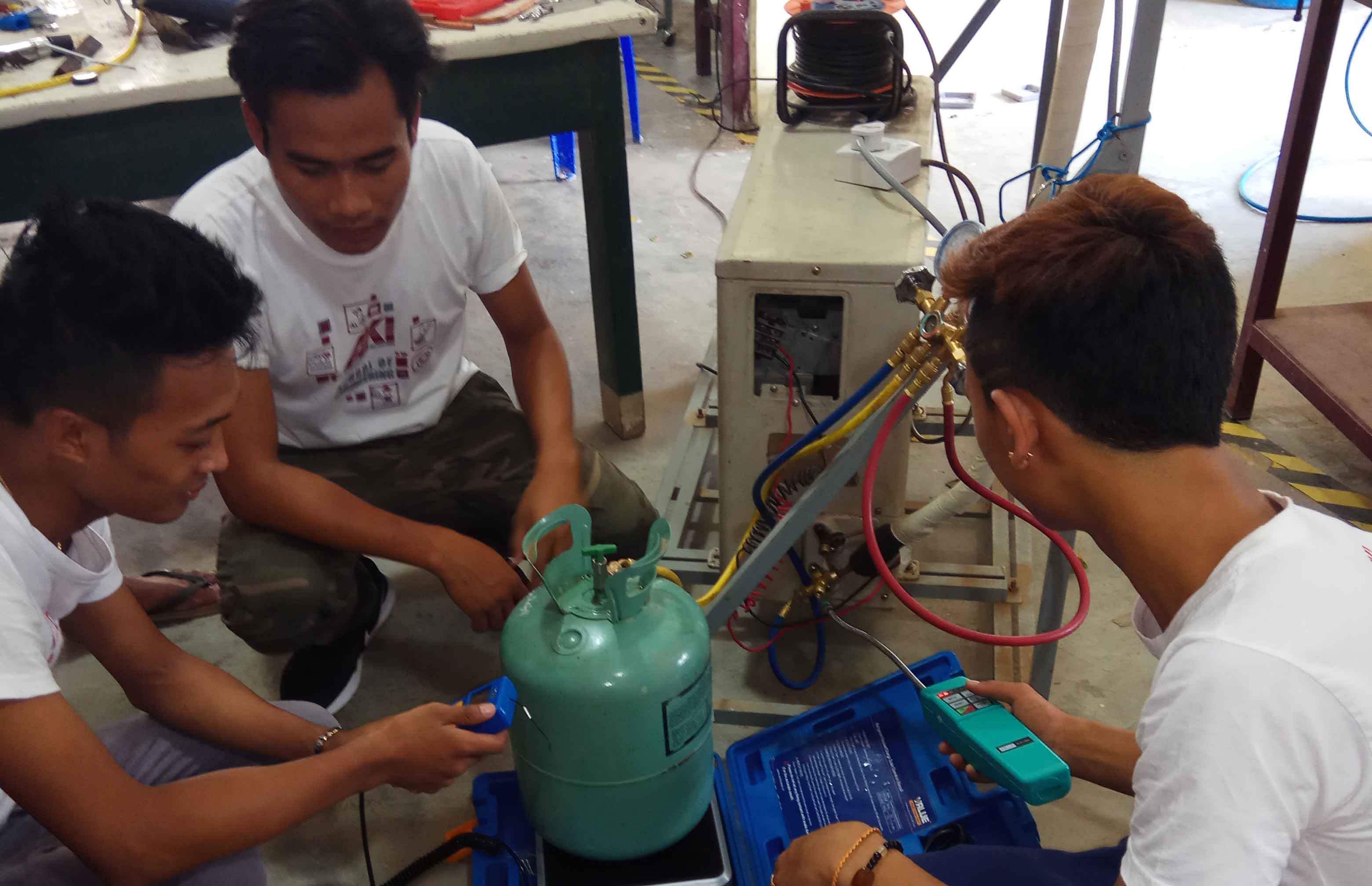 Diploma in Refrigeration and AirConditioning Application of Knowledge and Idea