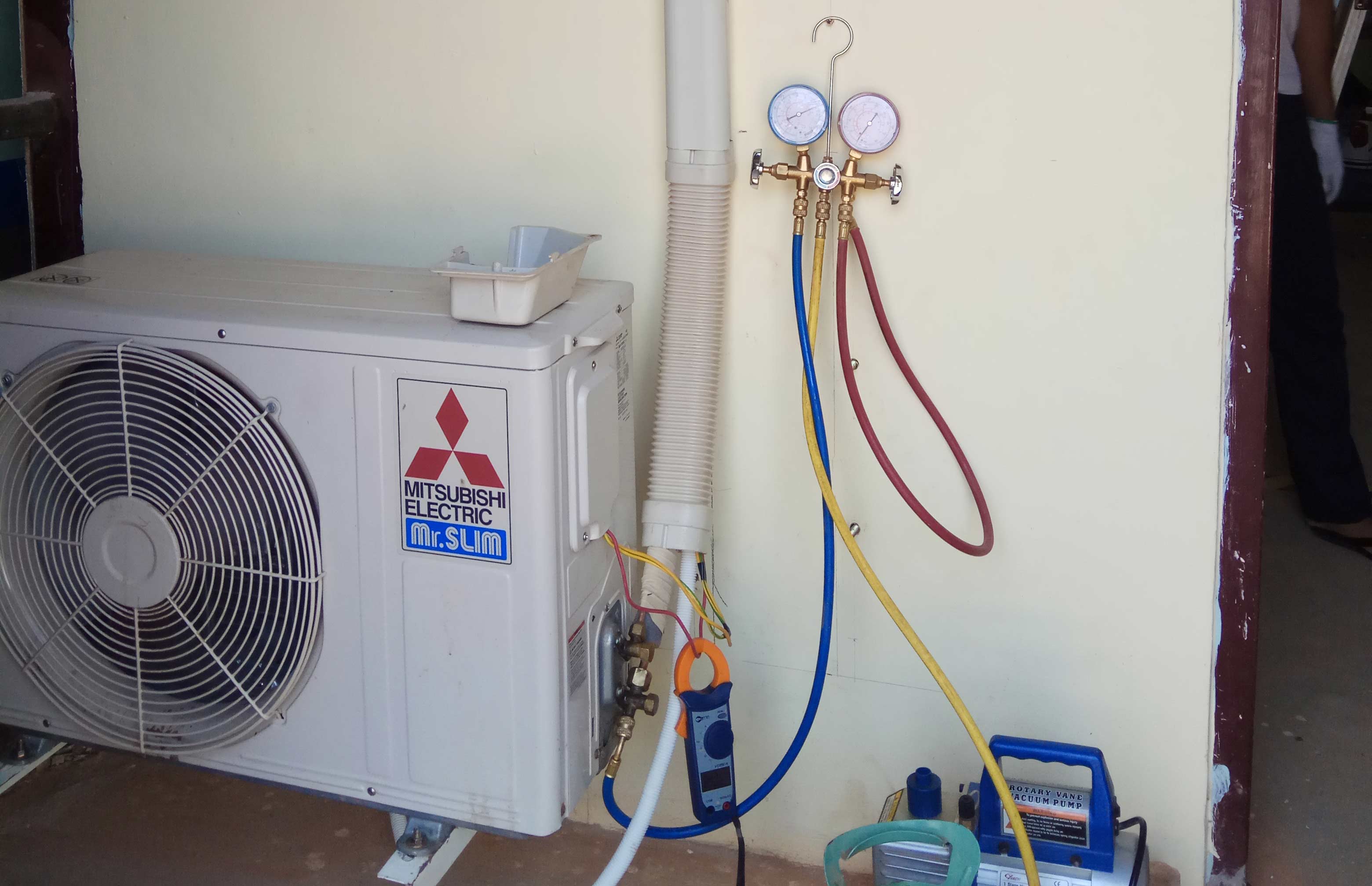 Diploma in Refrigeration and AirConditioning Application of Knowledge and Idea