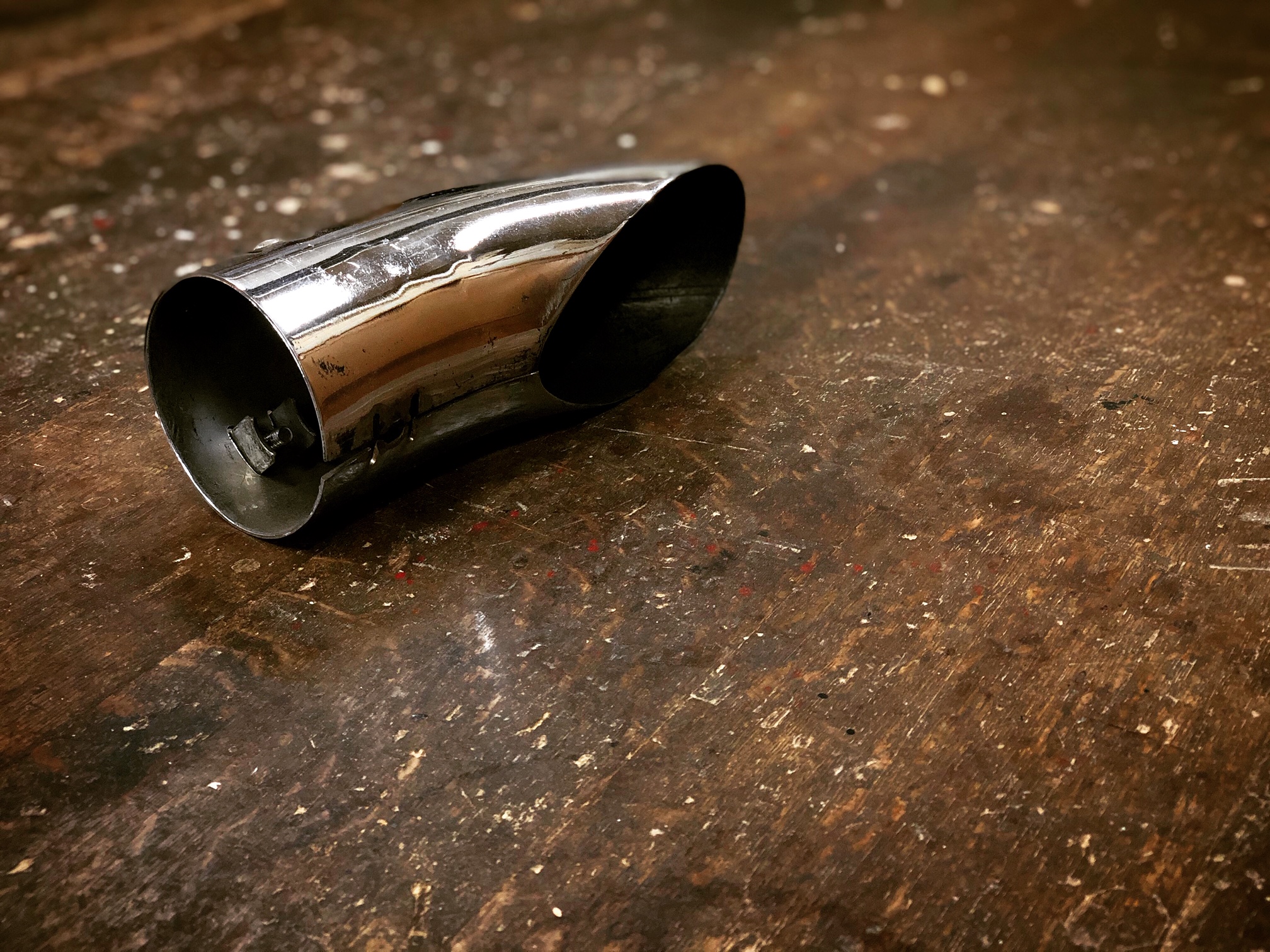 Muffler cutter AKIO OHMORI