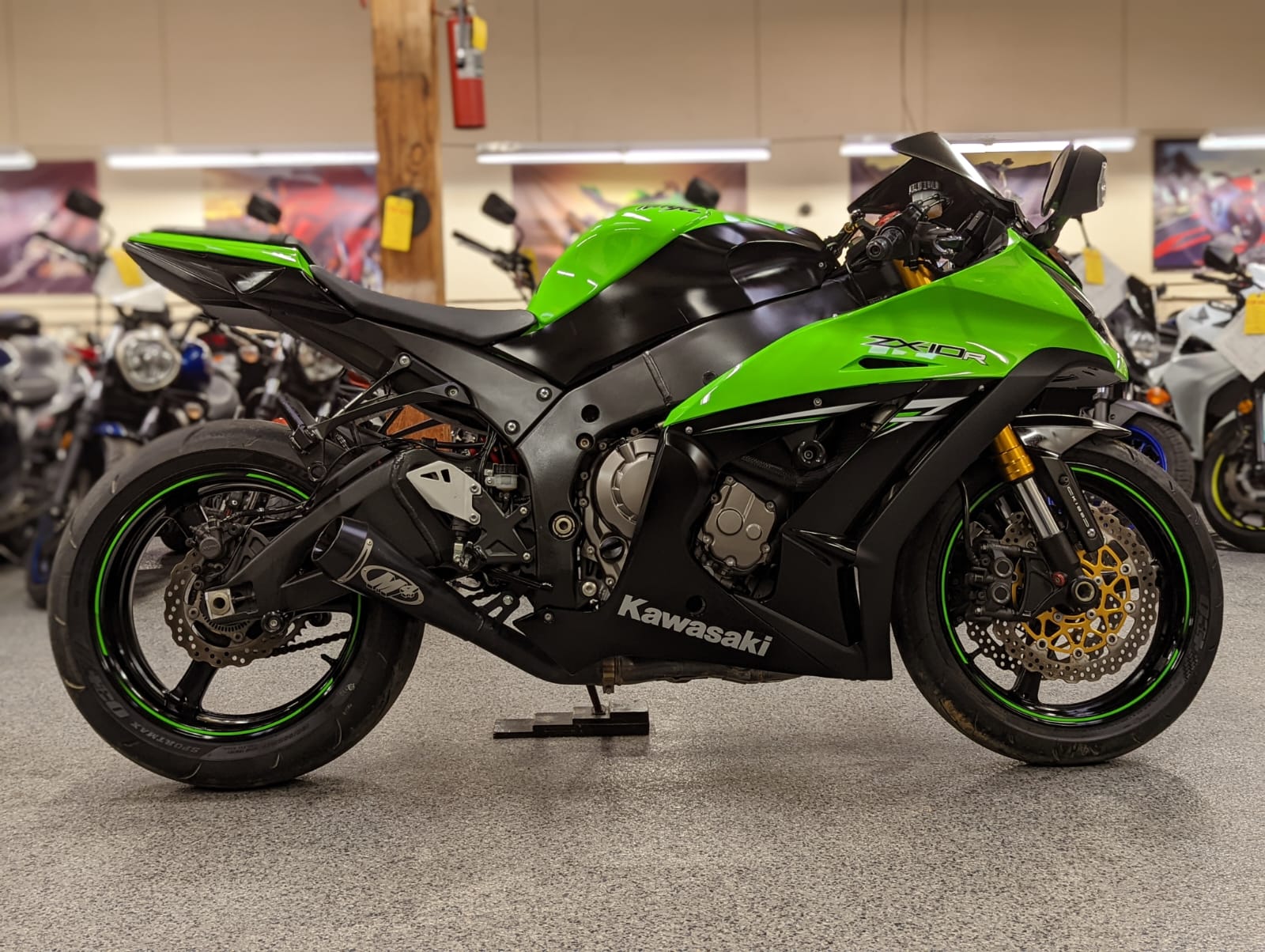 2014 Kawasaki Ninja ZX10R 24000 Miles AK Motors