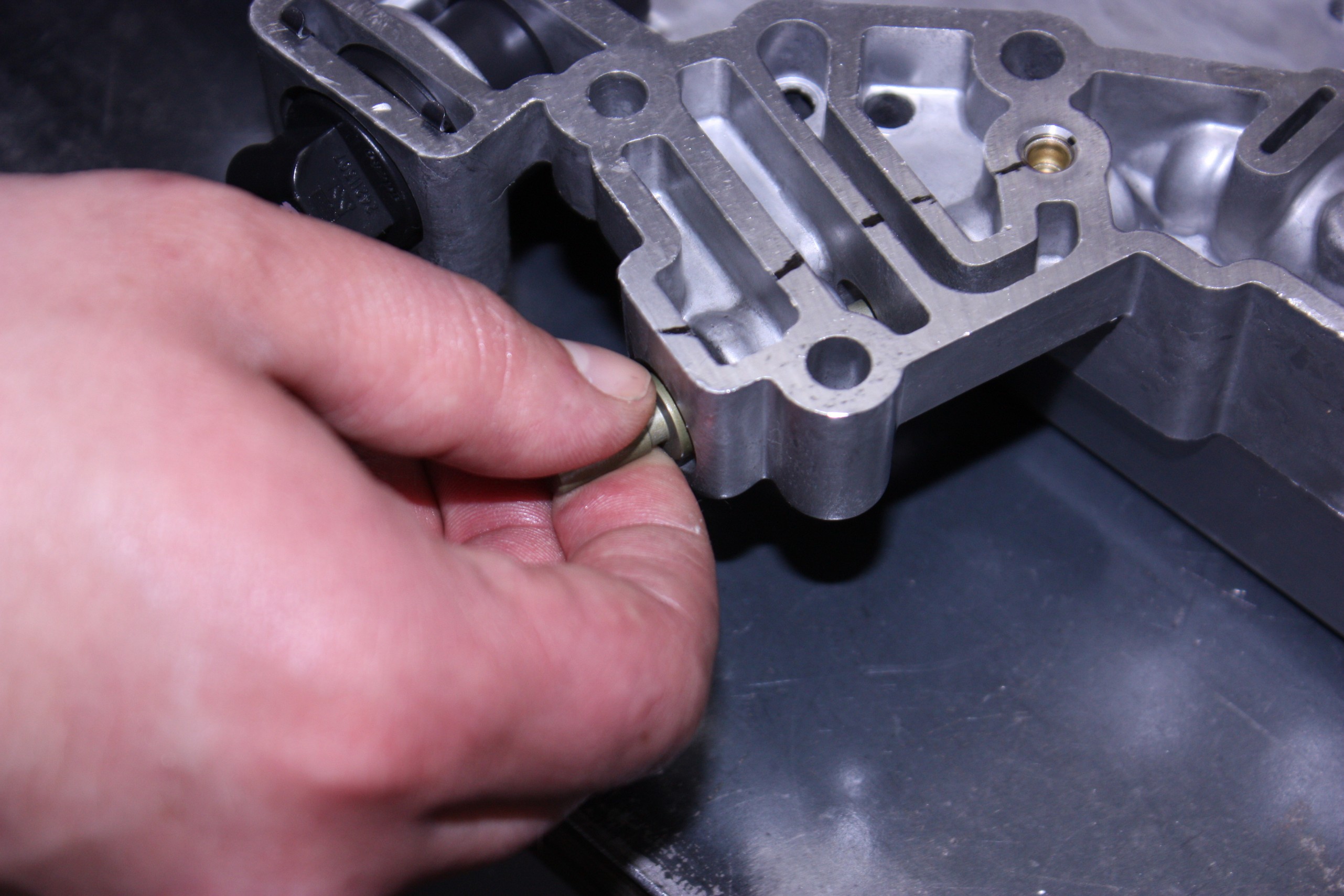 Valve body repair using valves in standard + size 4T65E (Volvo XC90, S80)