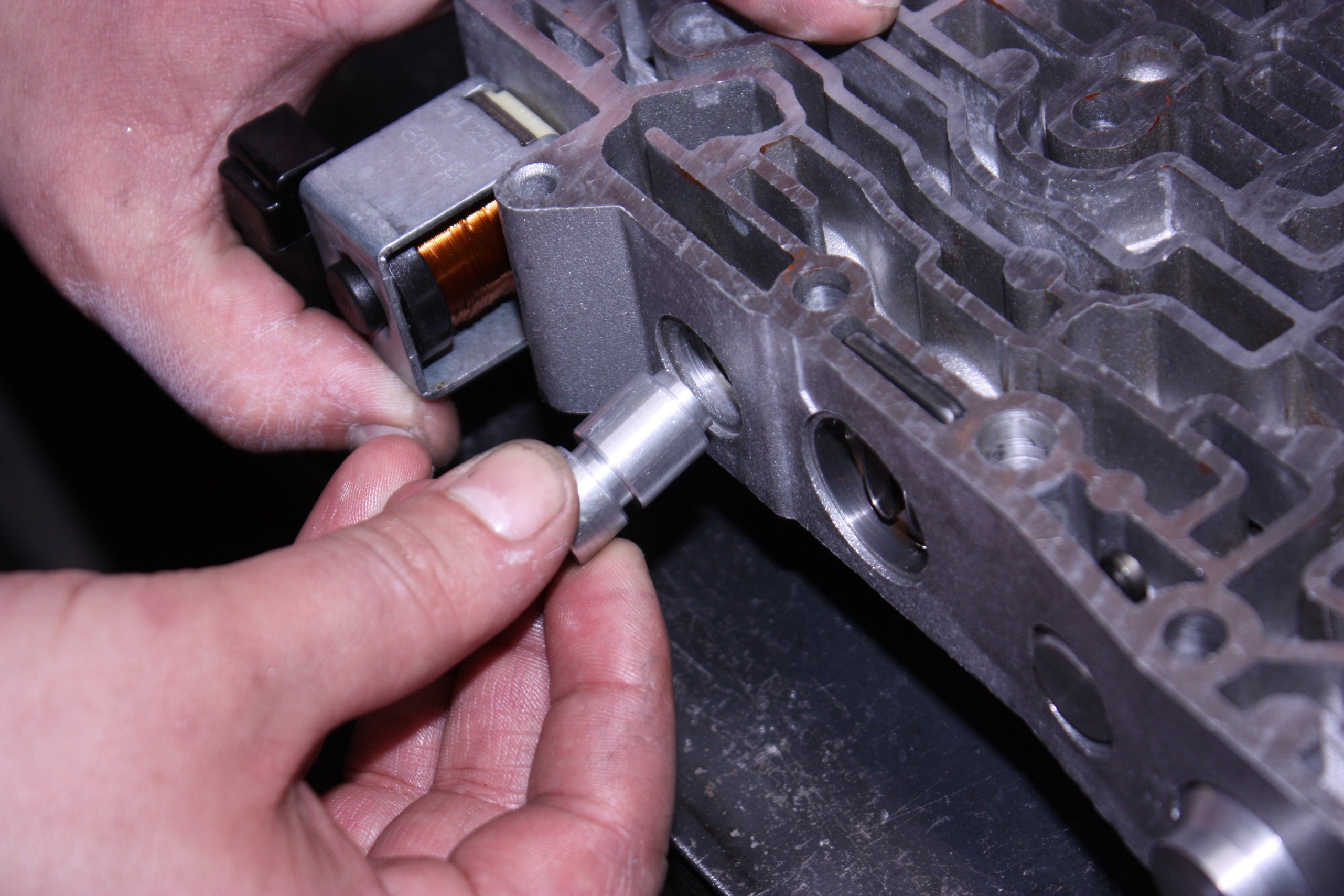 Valve body repair using valves in standard + size 4T65E (Volvo XC90, S80)