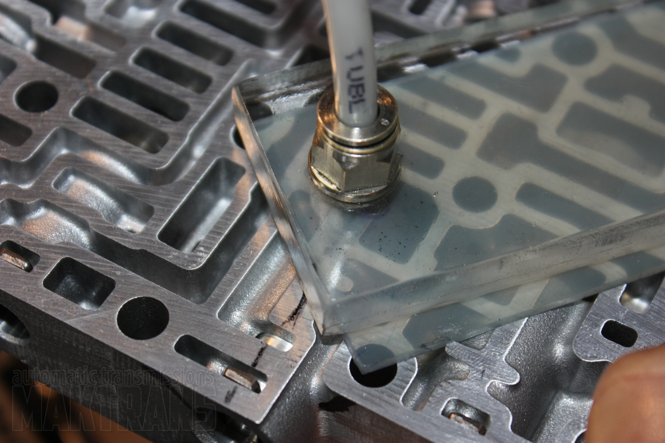 Valve body repair technology using valves in original size VBREPOEM