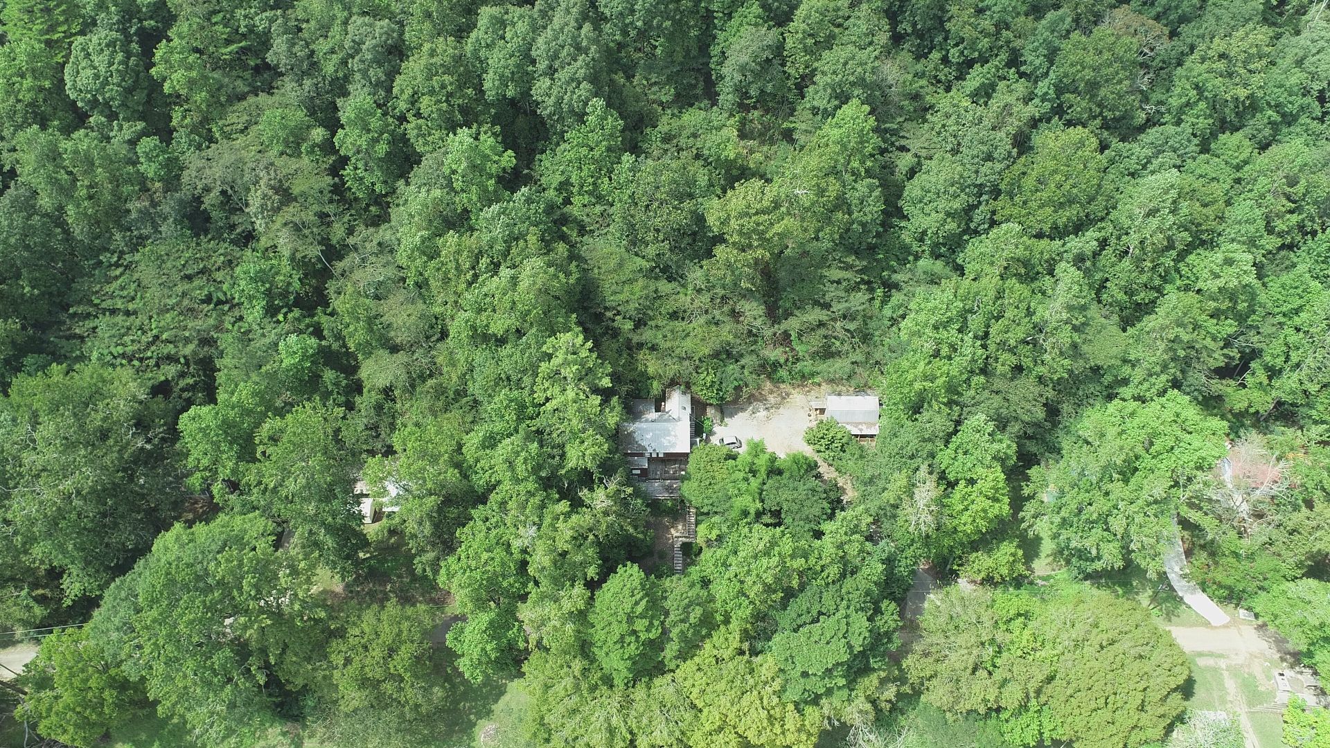 River Retreat. Two Homes. VRBO Alabama Land Agent