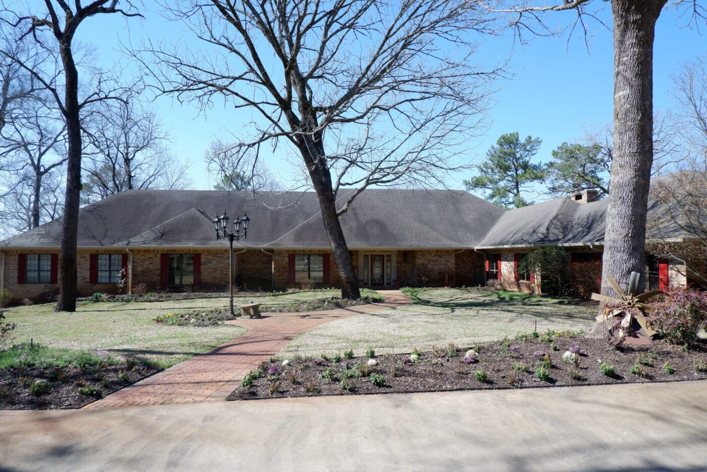 DSCF0896 Alamo Realty