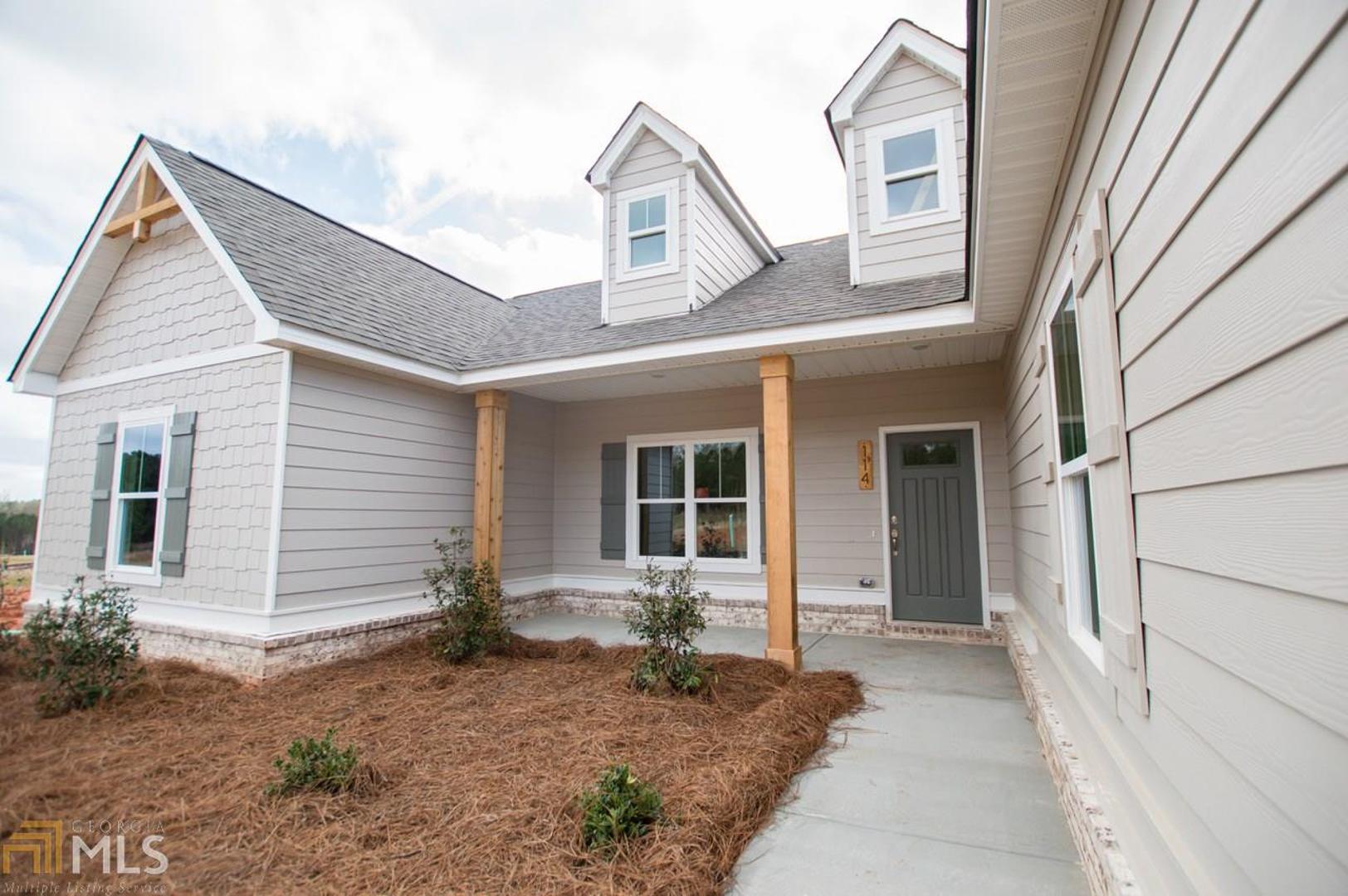 White Water Creek Alane Rayburn + Brooke Watson REALTOR at Fathom