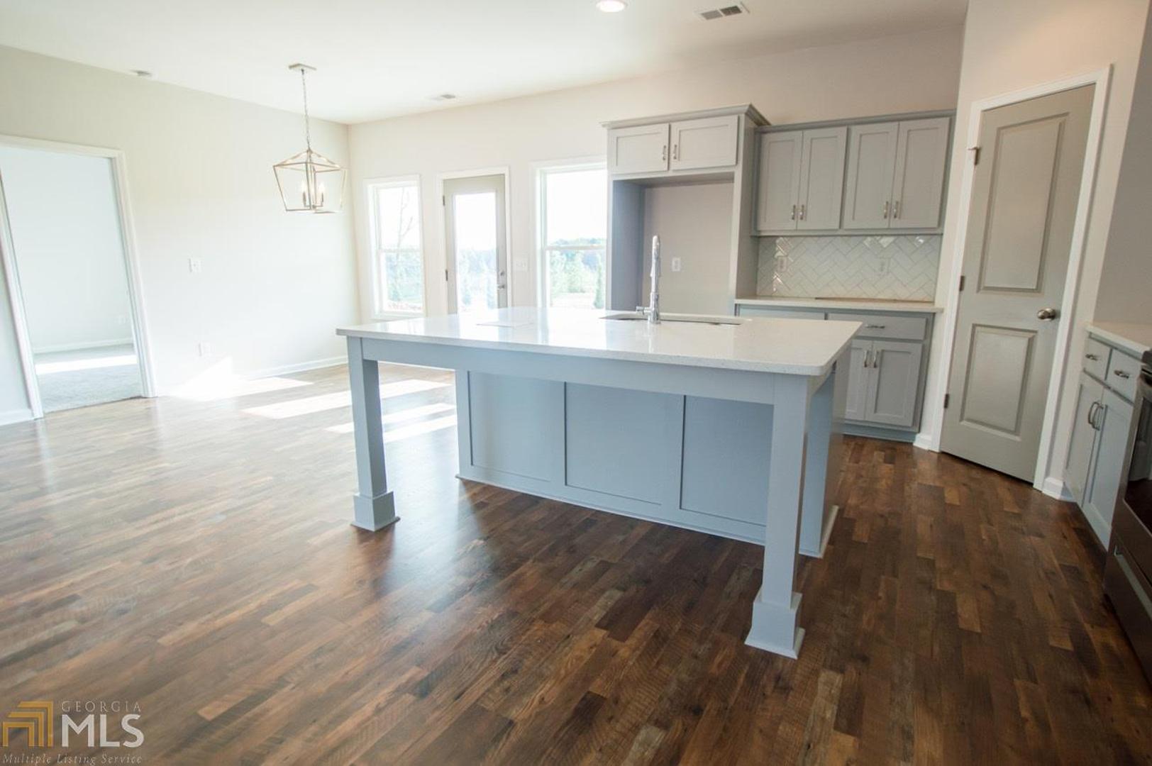 White Water Creek Alane Rayburn + Brooke Watson REALTOR at Fathom