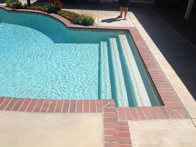 Trim Tile and Spotters Alan Smith Pools