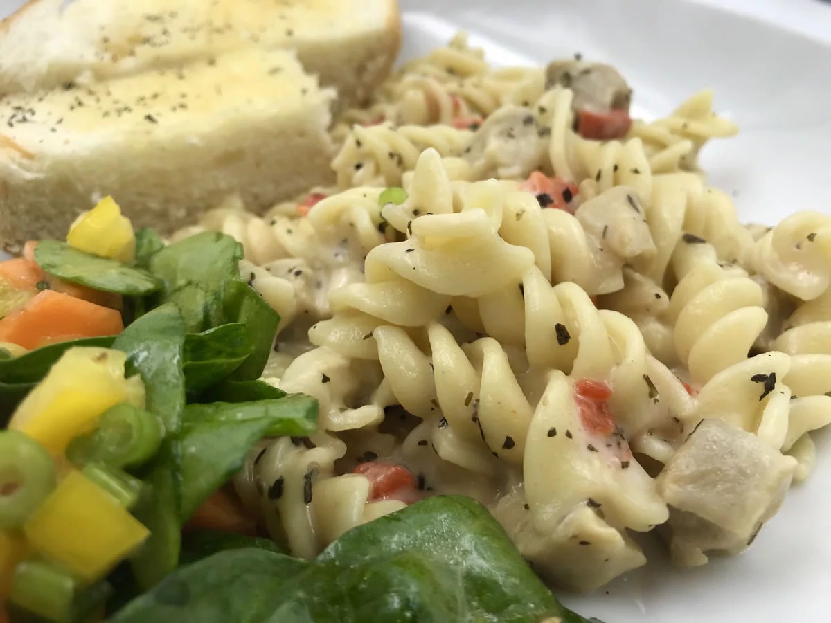 BasilChicken Alfredo Pasta Alaska Dinner Factory