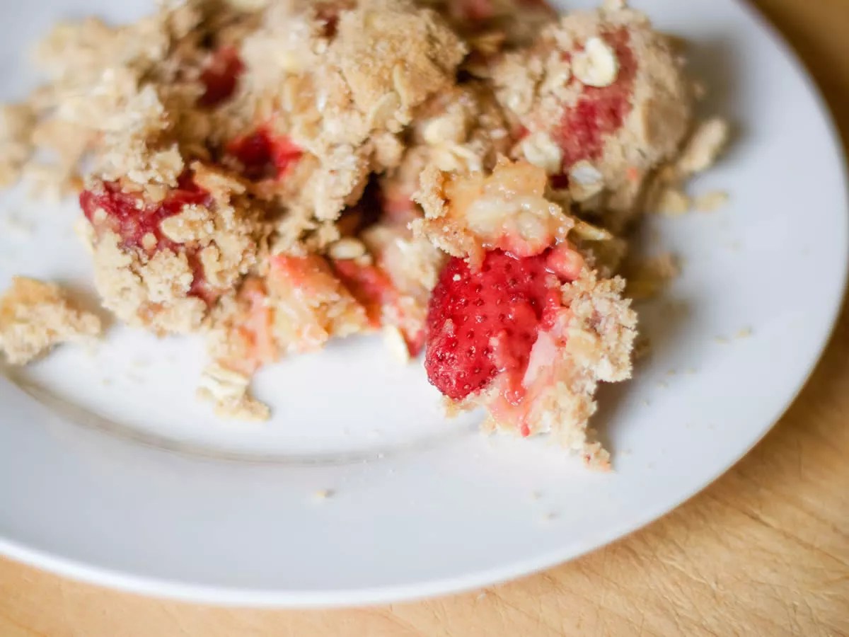 RhubarbStrawberry Crisp Alaska Dinner Factory