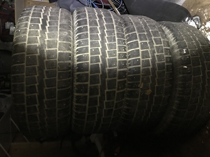 Alaska's List Cooper Discoverer 265/70R17 Studded Tires For Sale