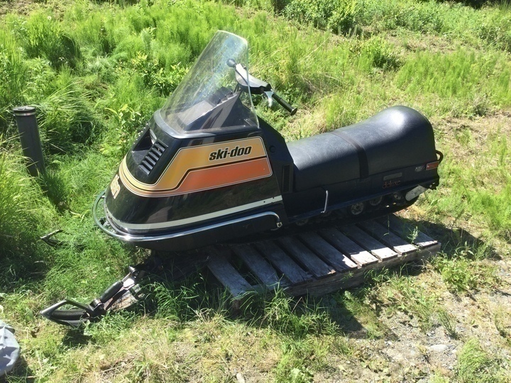 Alaska's List Snowmachines 1972 Skido