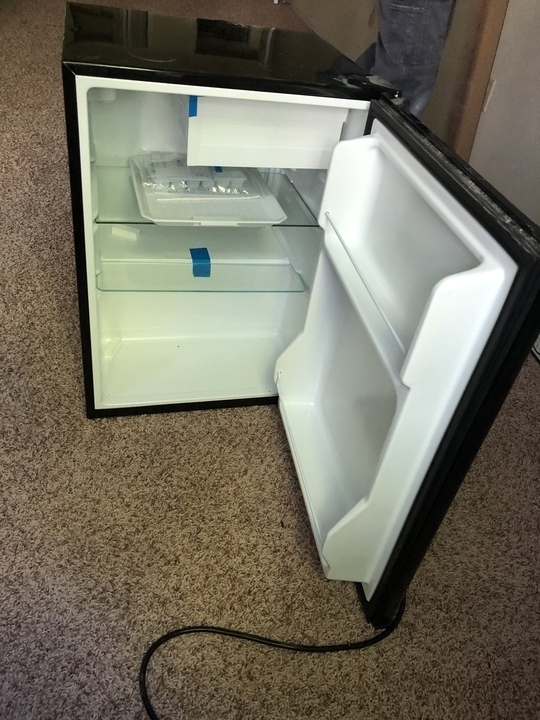 Alaska's List Haer MiniFridge For Sale