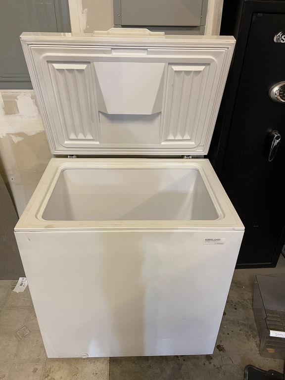 Alaska's List Appliances Small Chest F