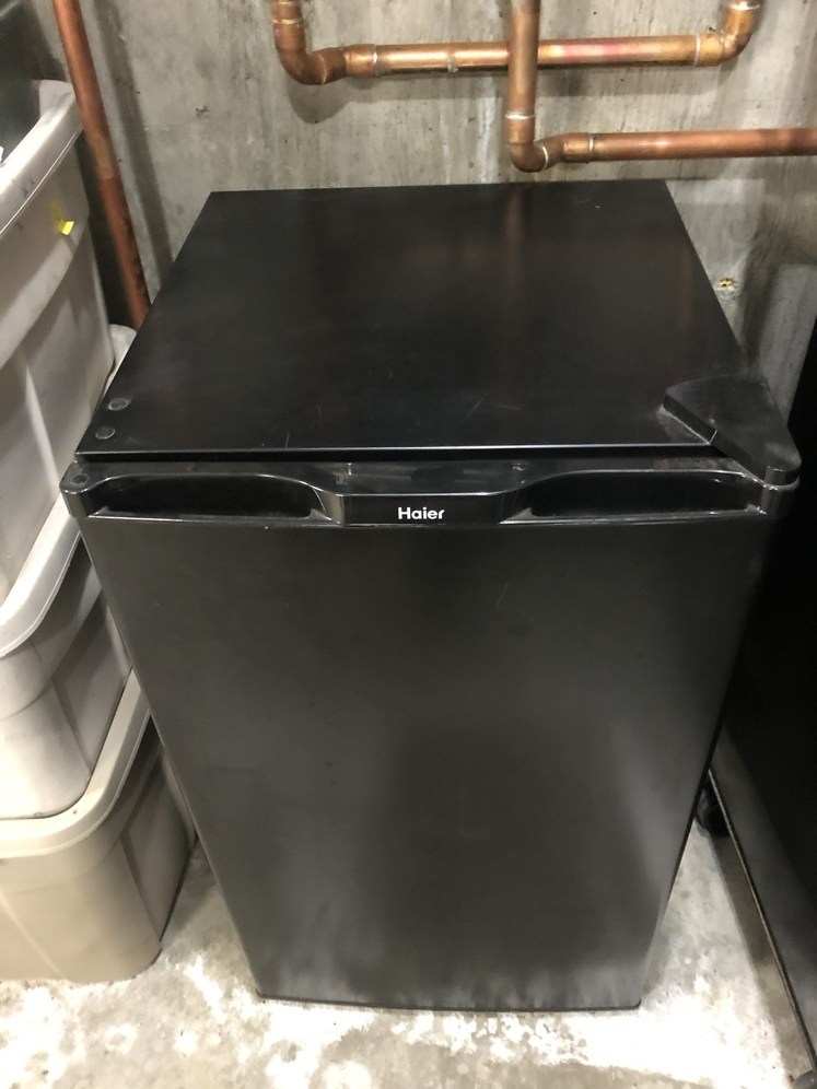 Alaska's List Small Refrigerator For Sale