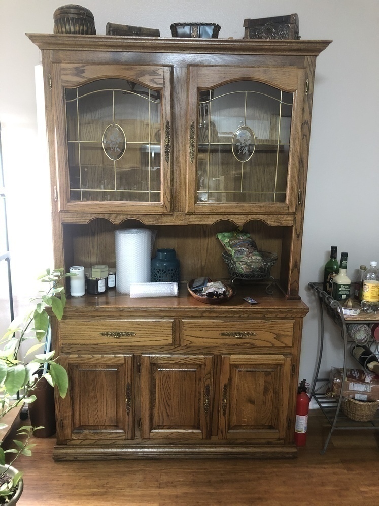 Alaska's List Kitchen Hutch For Sale