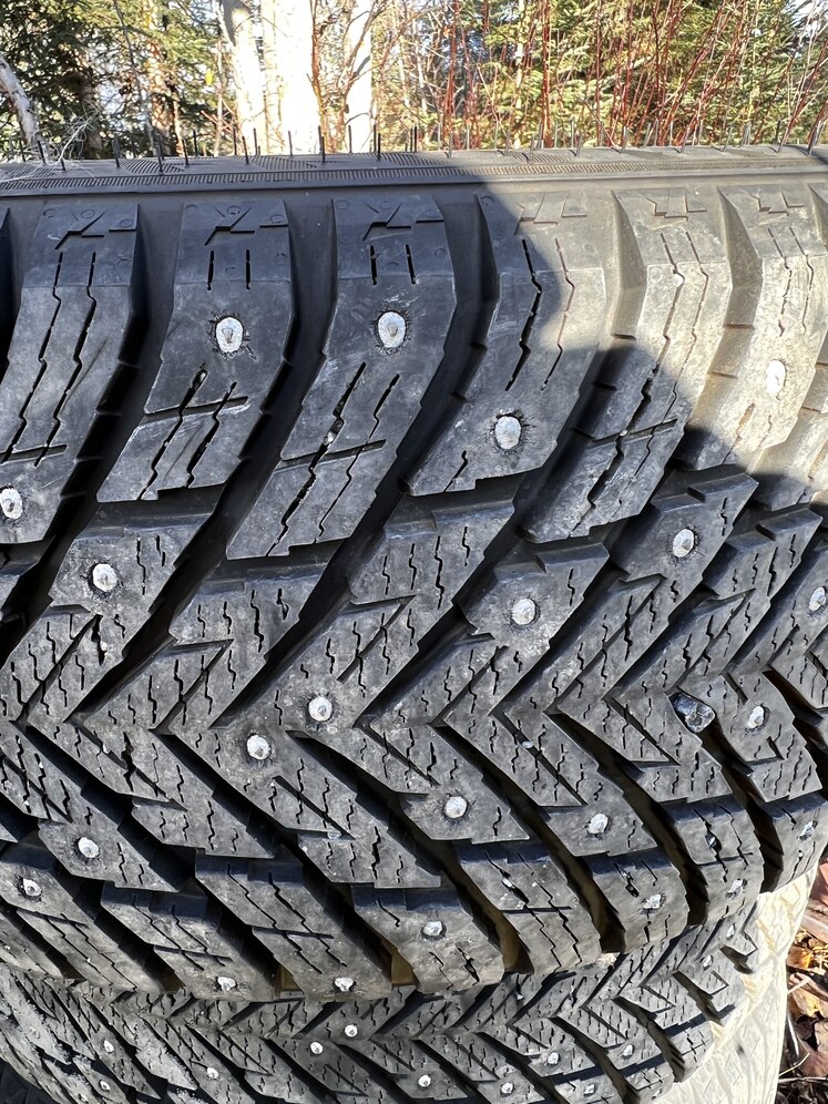 Alaska's List Tires & Wheels For Sale 225/4