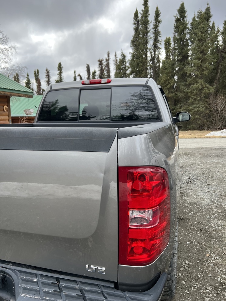 Alaska's List : Pickups : 2007 Chevy Silve