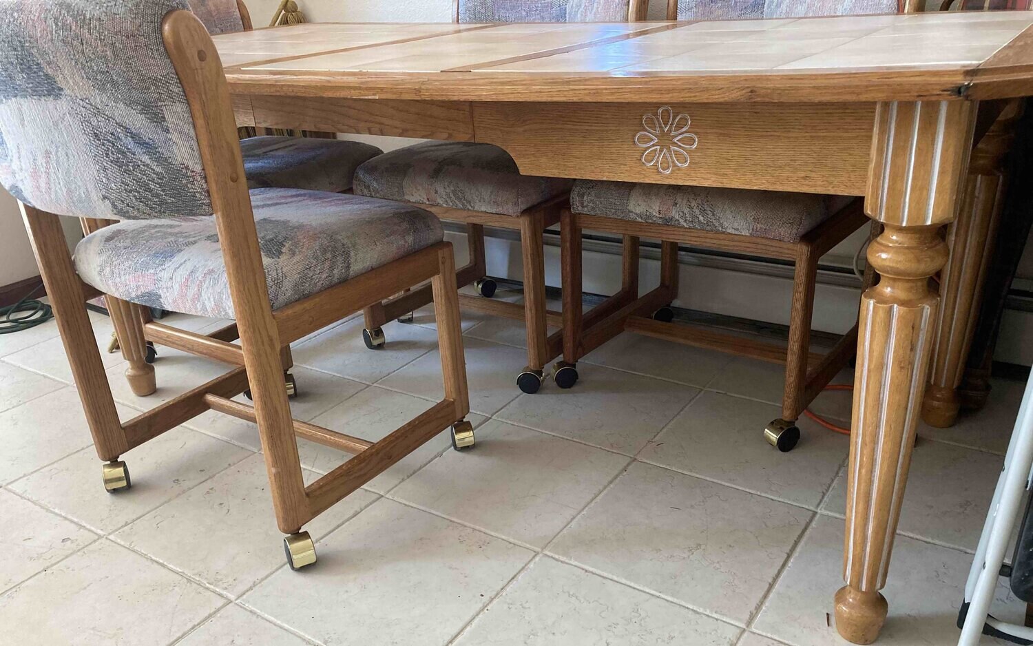 Alaska's List Furniture Dining Table