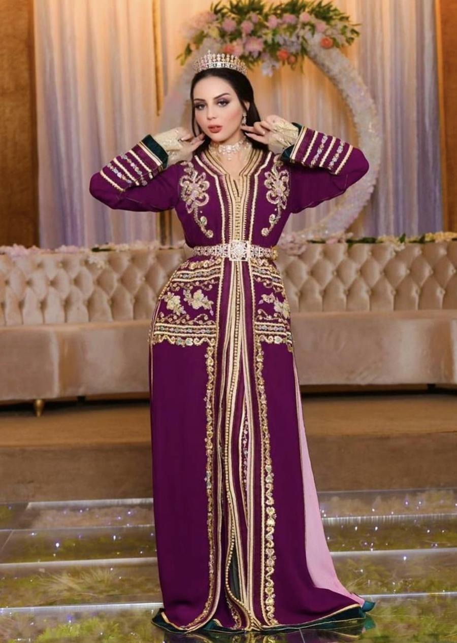 هل القفطان مغربي أم جزائري حسب اليونسكو