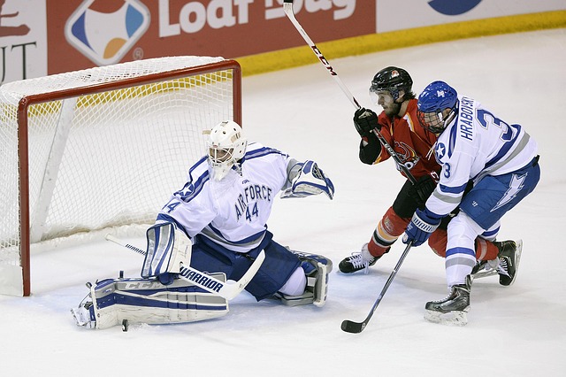 ICE HOCKEY