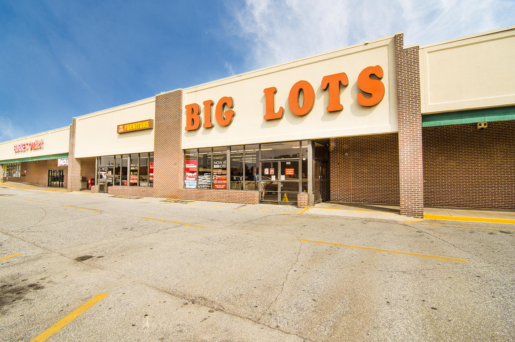 lakesidebiglots Albanese Cormier Holdings