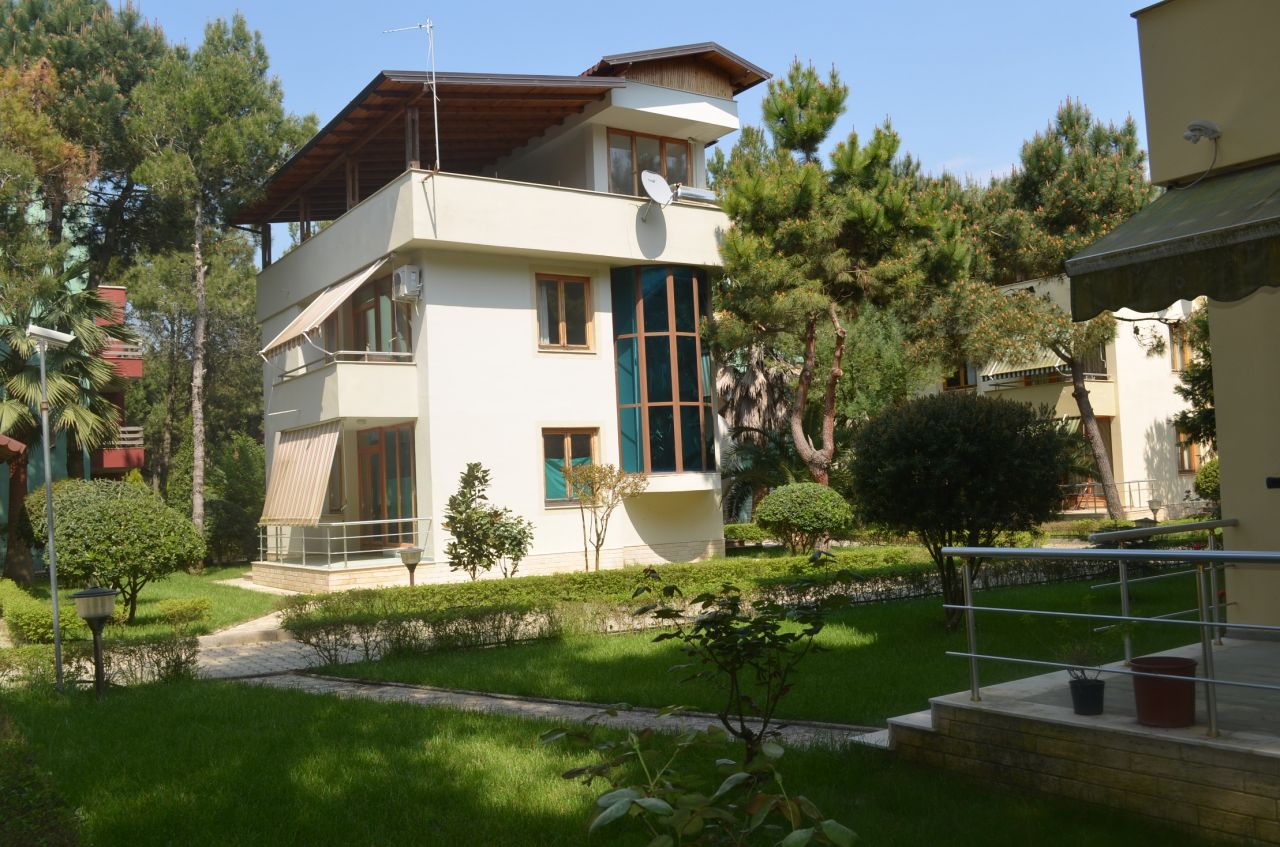 Villa for Sale in Durres Beach