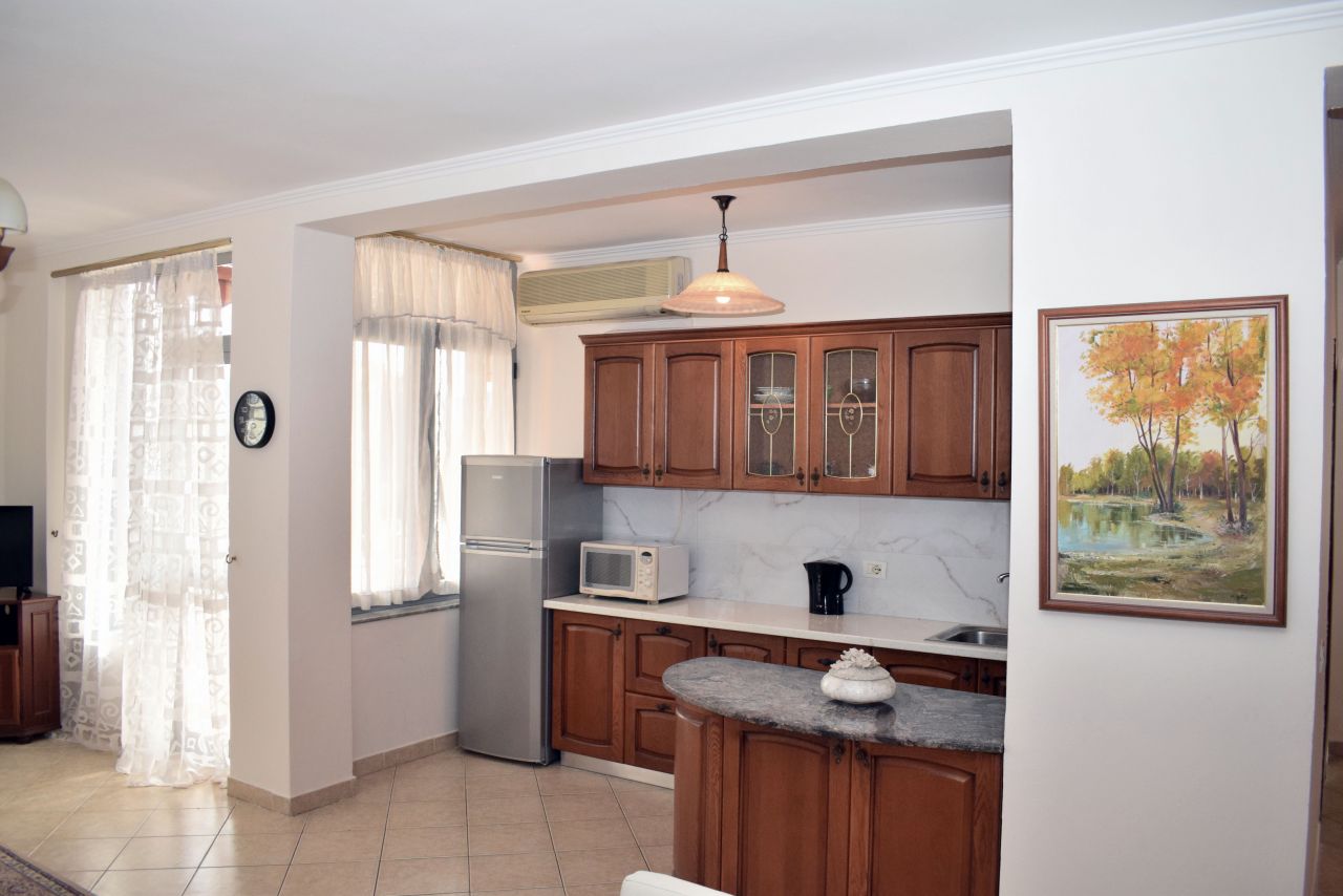 Apartament ne Tirane me Qira ne Qender te Qytetit