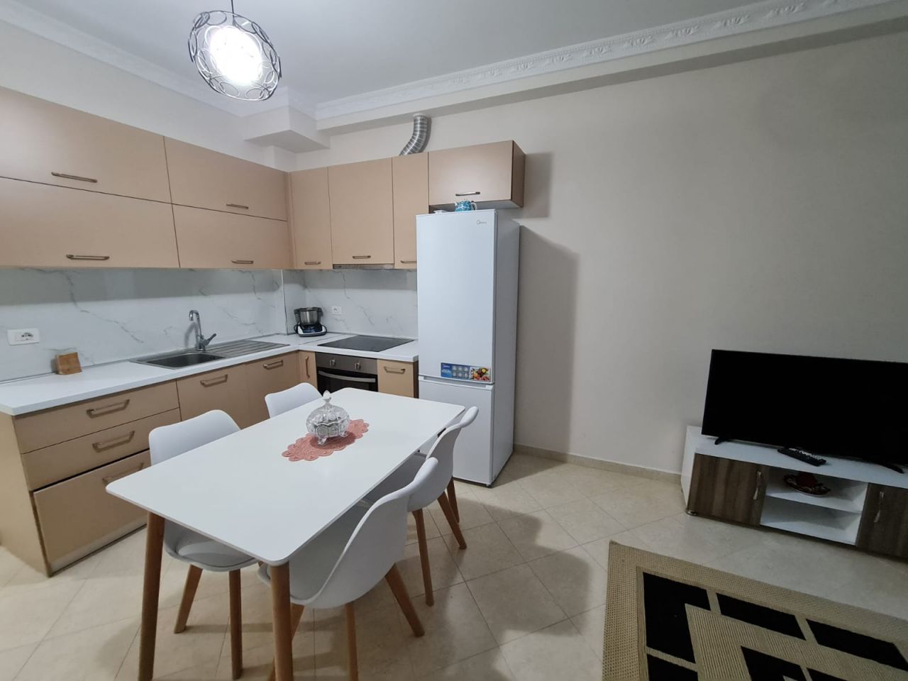 Holiday Apartment For Daily Rent In Lungomare Vlore