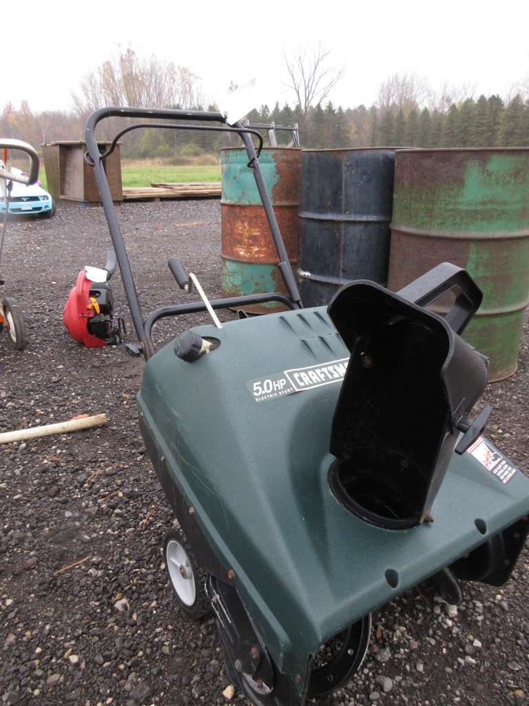 Albrecht Auctions Craftsman 5.0 HP Snow Blower with Electric Start