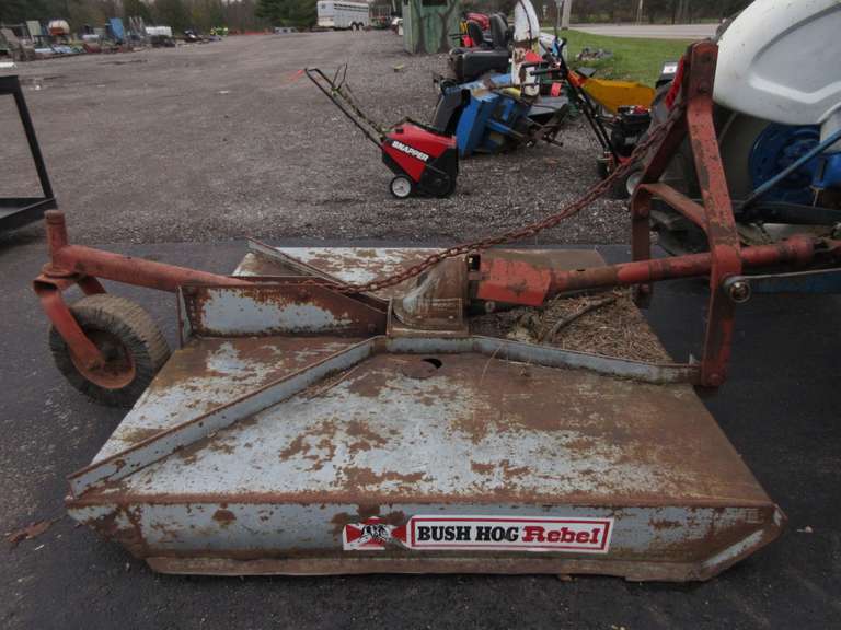 Albrecht Auctions Bush Hog Brand Brush Hog