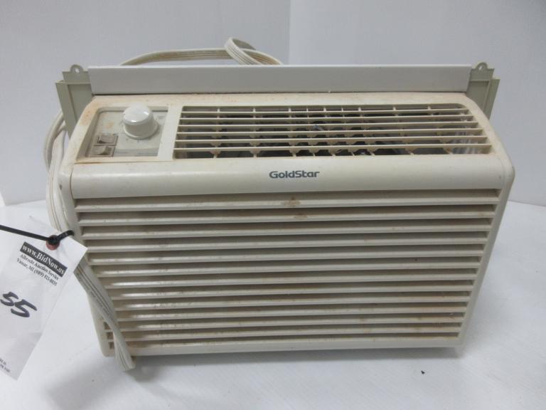 Albrecht Auctions Goldstar Window Air Conditioner, 120V, 5,050 BTU/HR