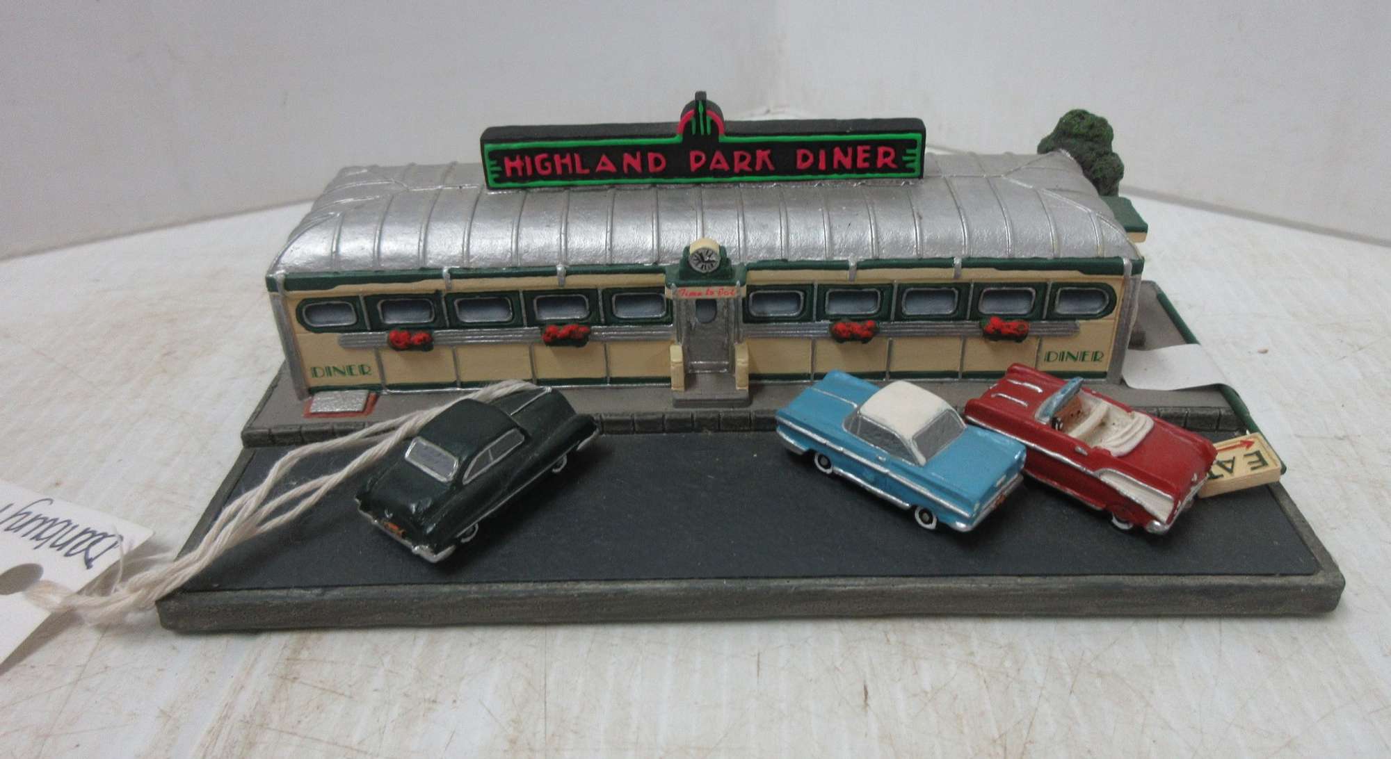 Albrecht Auctions Danbury Mint &quot;Highland Park Diner&quot;