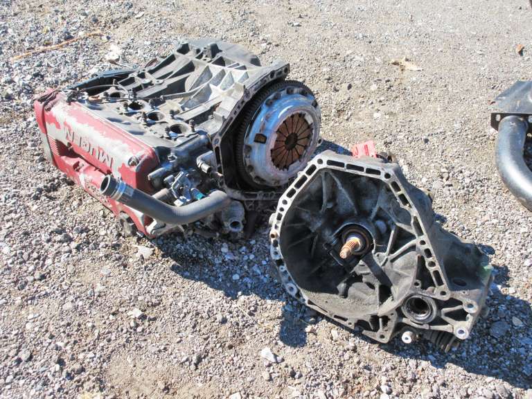 Albrecht Auctions Hyundai Engine