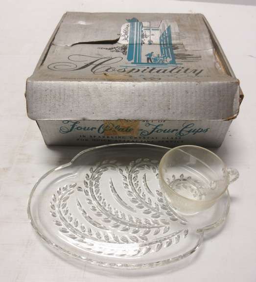 Albrecht Auctions Hospitality Snack Set, Made in Columbus, OH
