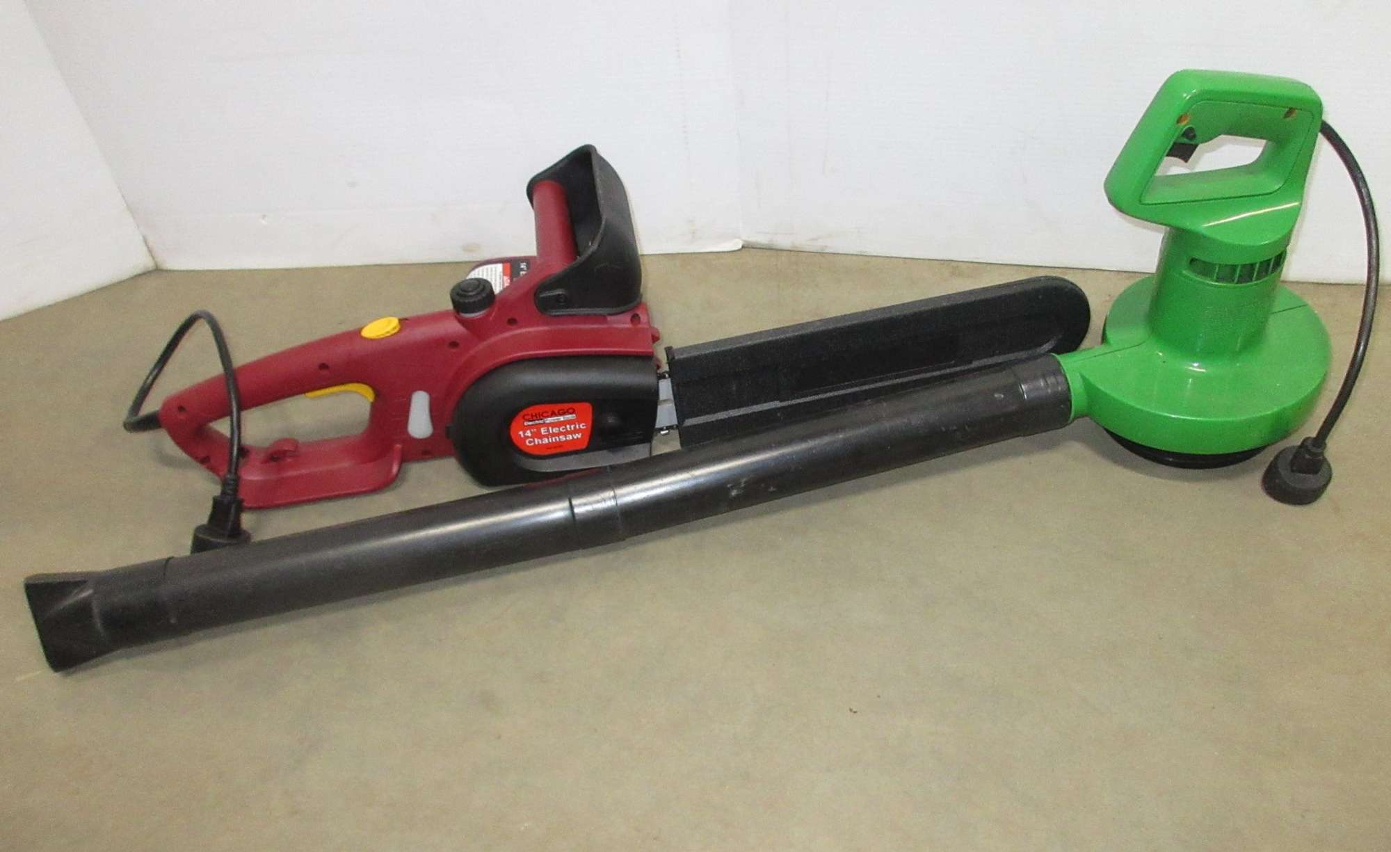 Albrecht Auctions Electric Chainsaw, New; Electric Leaf Blower
