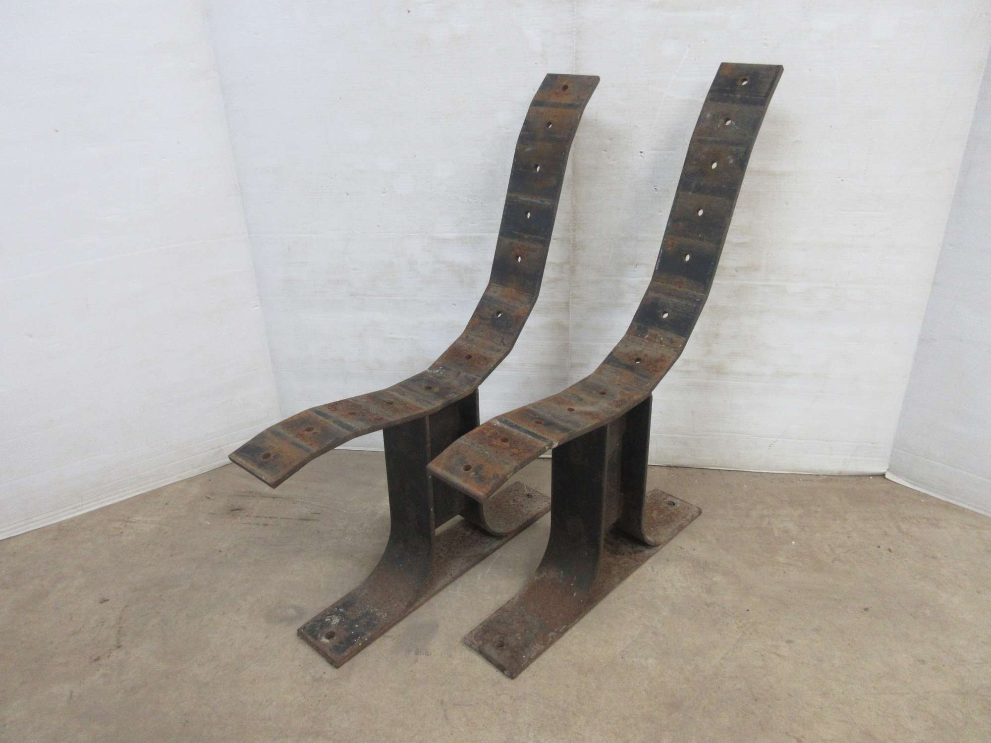 Albrecht Auctions Heavy Duty Park Bench Brackets