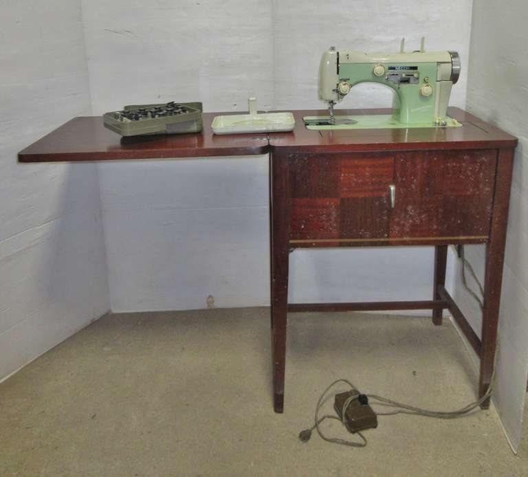 Albrecht Auctions Necchi Sewing Machine and