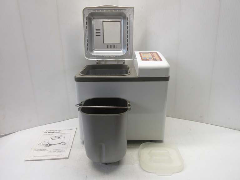 Albrecht Auctions Toastmaster Corner Bakery Bread and