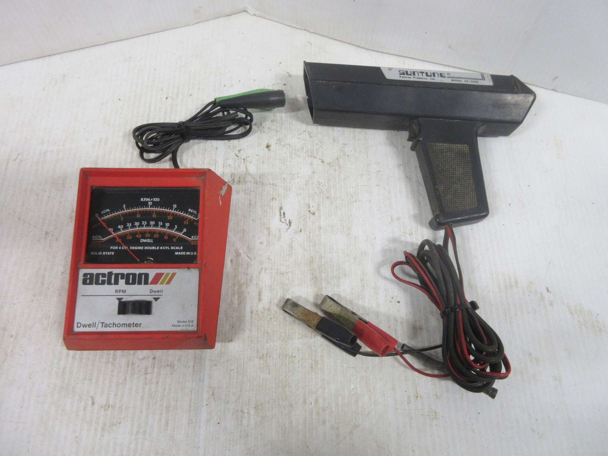 Albrecht Auctions Old Actron 612 Automotive Tune Up Kit Model 612