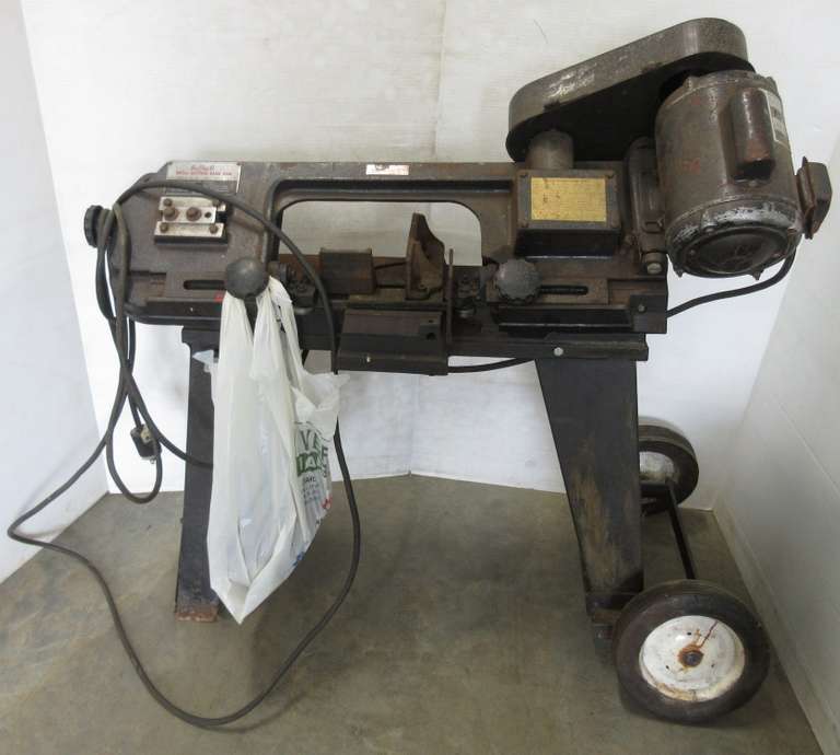 Albrecht Auctions Buffalo Metal Cutting Electric Band/Hack Saw on